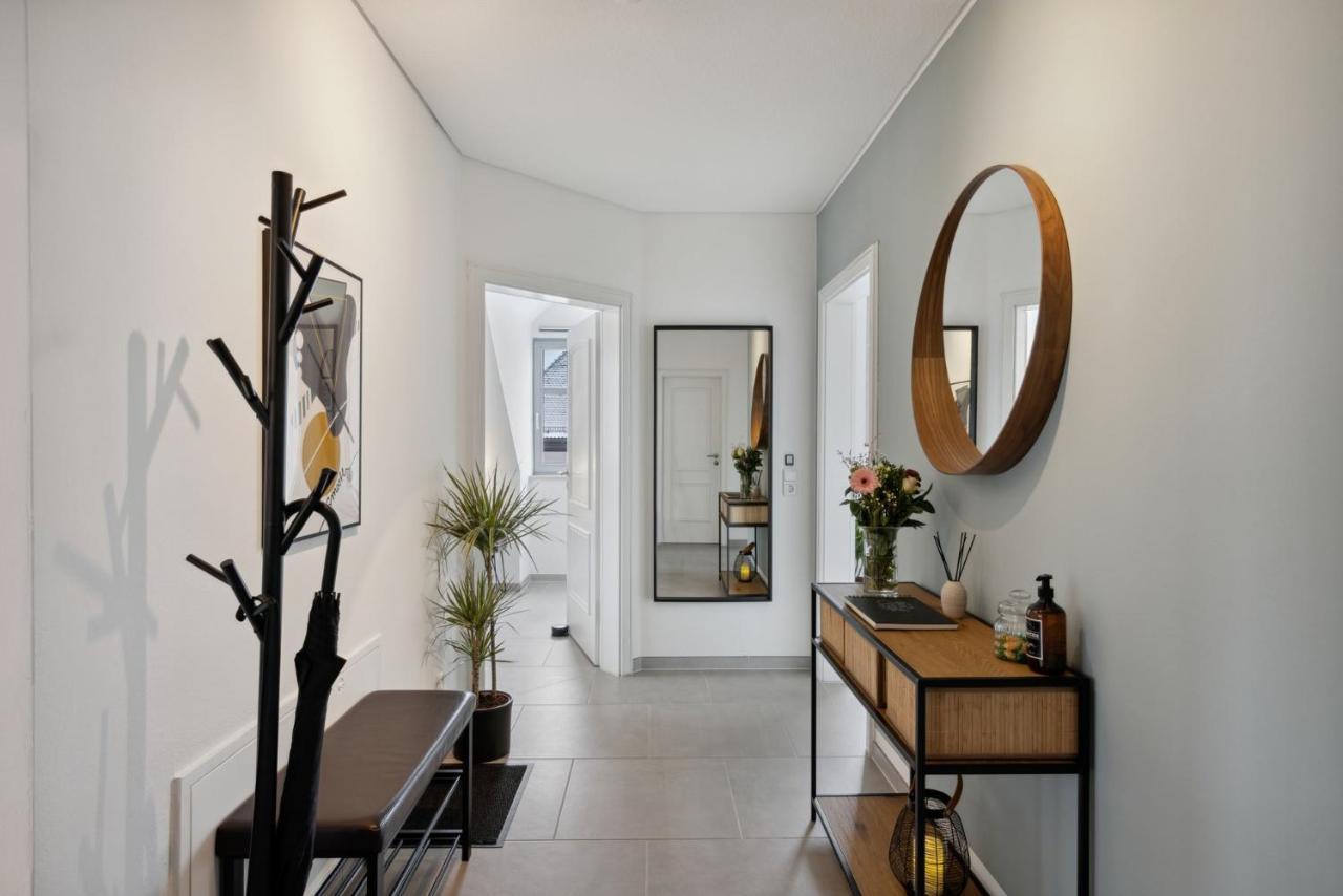 BRAND-NEW cozy stylish 2BR apartment, Kitchen, Netflix, Loungeterrace, Parking Augsburg Exterior foto