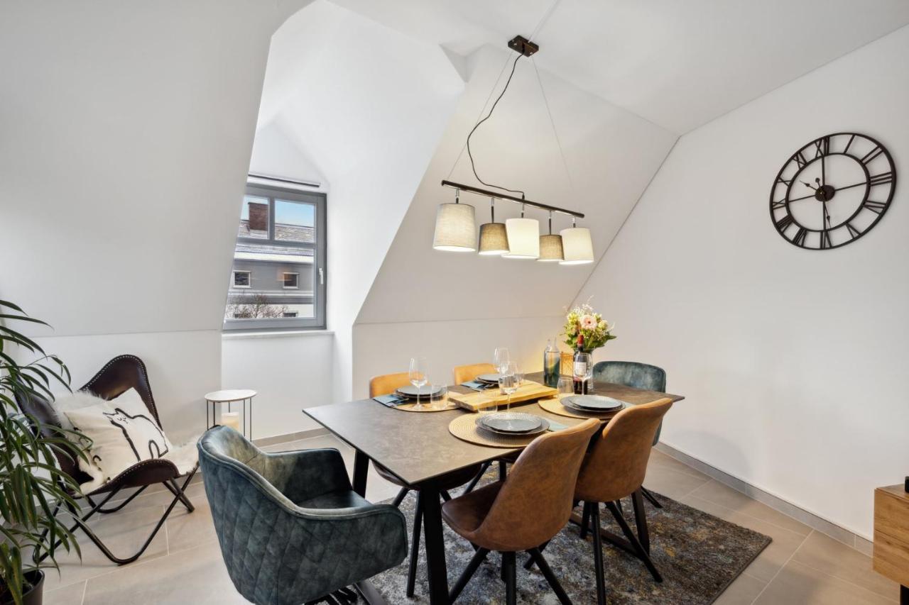BRAND-NEW cozy stylish 2BR apartment, Kitchen, Netflix, Loungeterrace, Parking Augsburg Exterior foto
